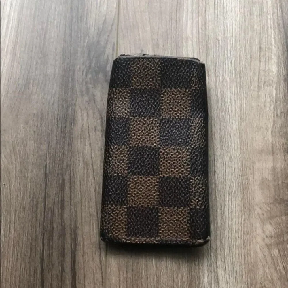 Louis Vuitton Damier Key Holder/Wallet #371💥PRICE DROP💥